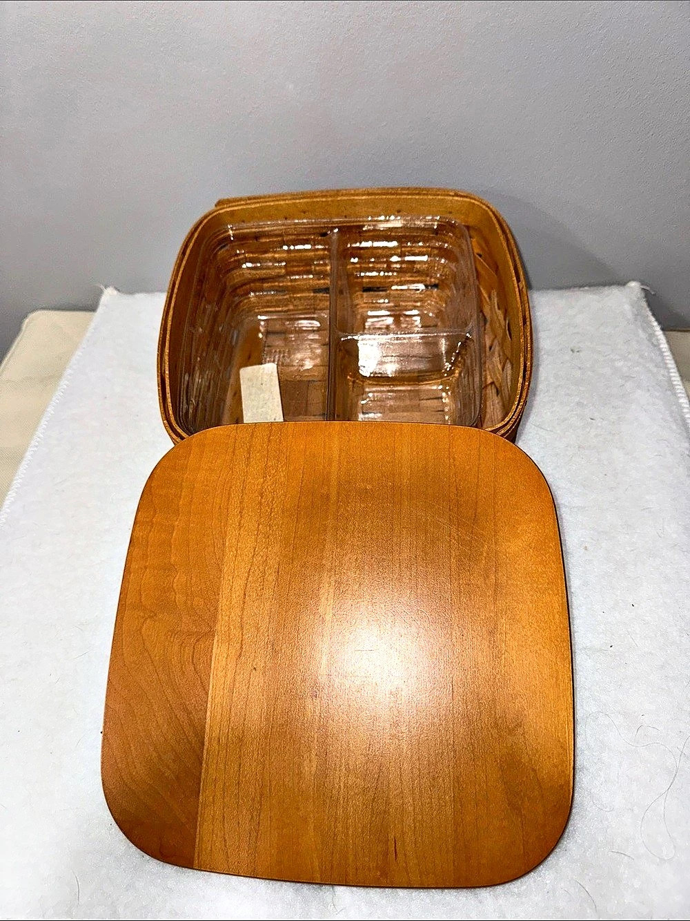 Longaberger 2003 Little Bin basket with divider and lid